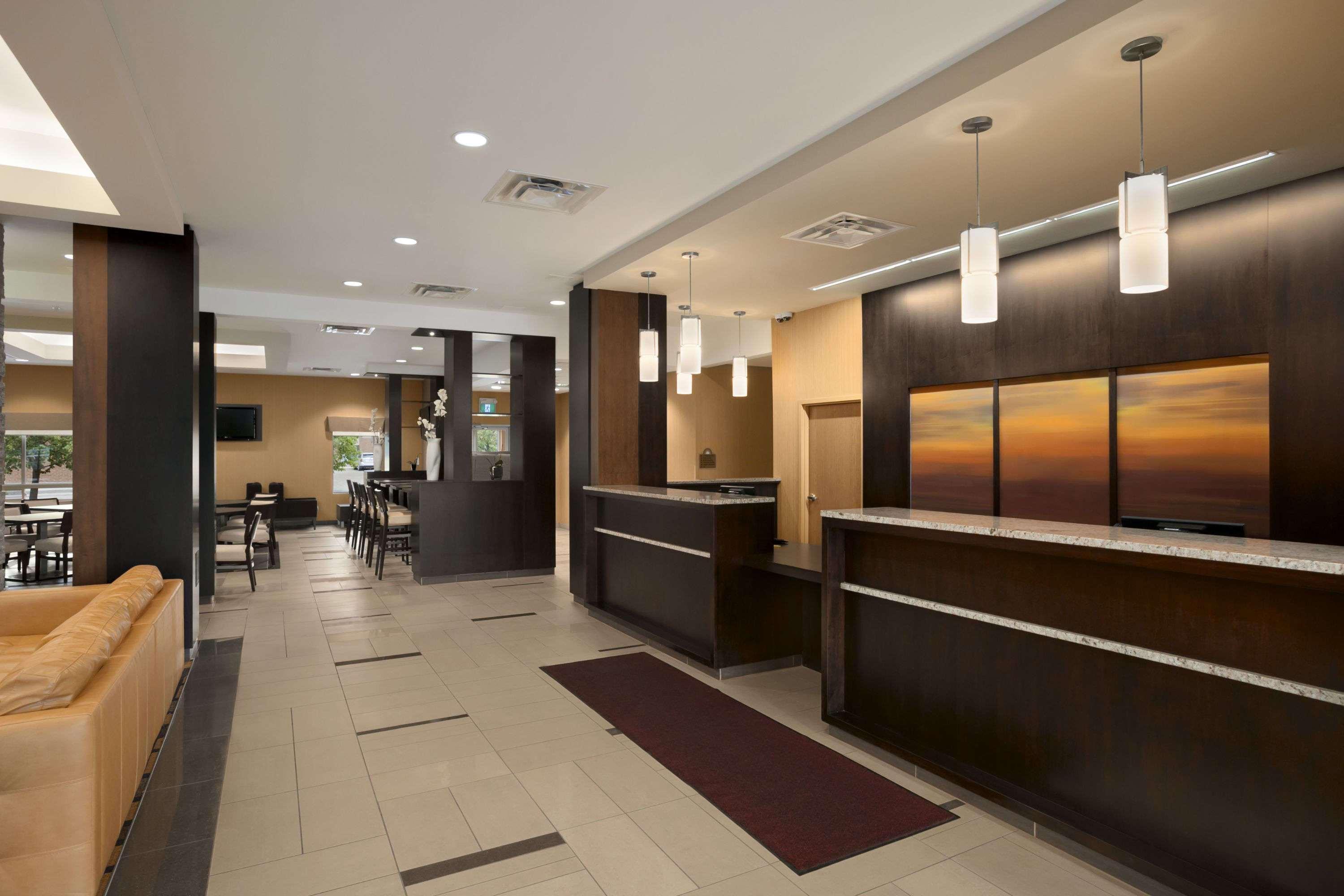 Days Inn & Suites By Wyndham Winnipeg Airport Manitoba Dış mekan fotoğraf