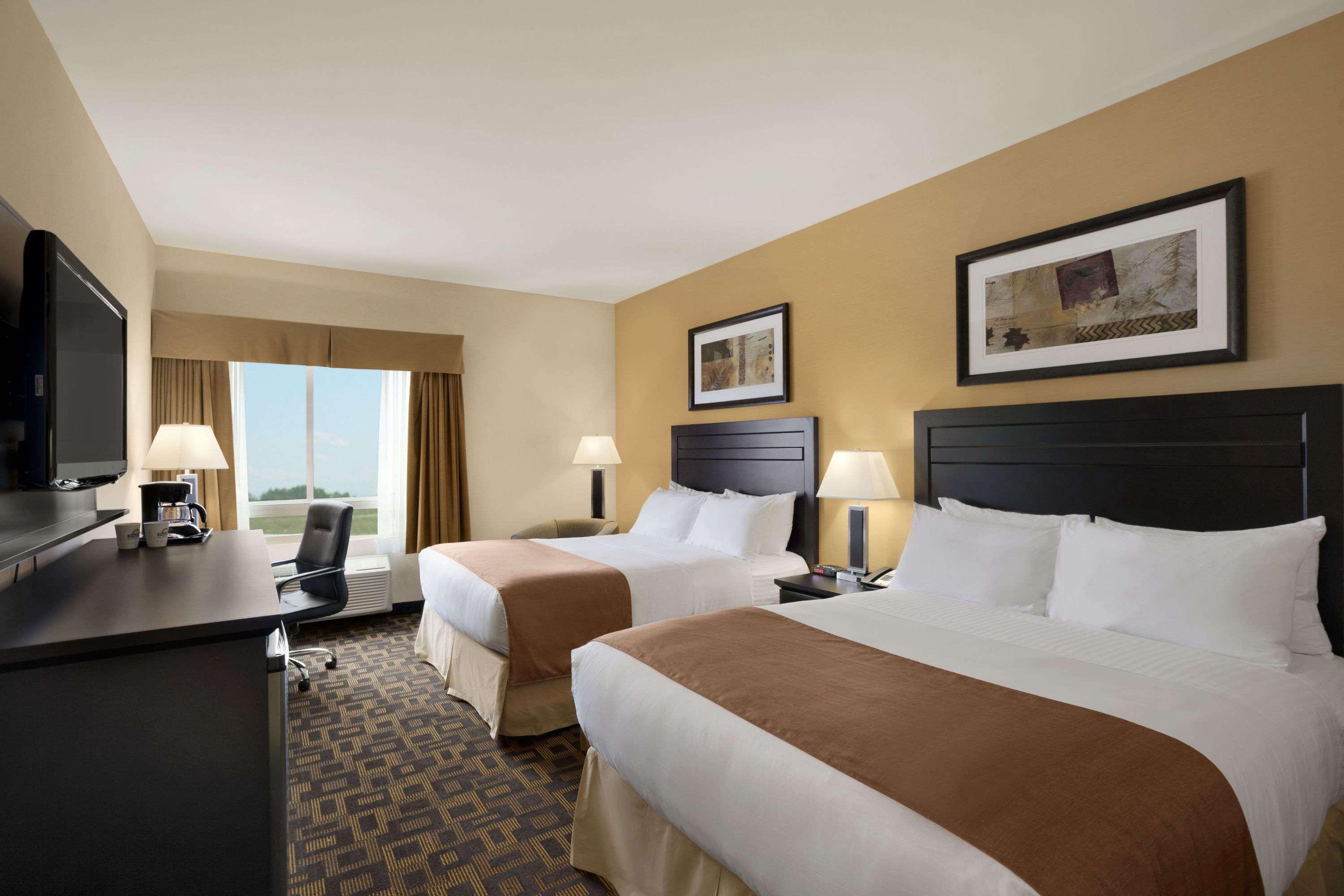 Days Inn & Suites By Wyndham Winnipeg Airport Manitoba Dış mekan fotoğraf