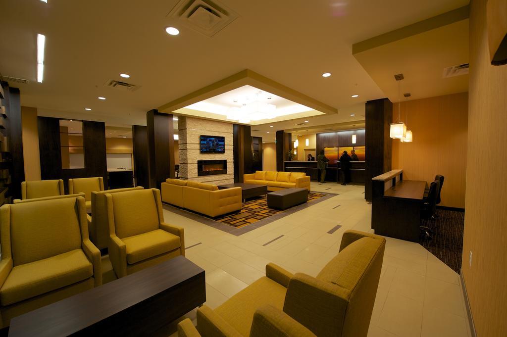Days Inn & Suites By Wyndham Winnipeg Airport Manitoba Dış mekan fotoğraf